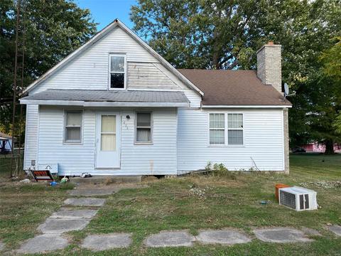 404 S Walnut St, Ohlman, IL 62076 photo 1