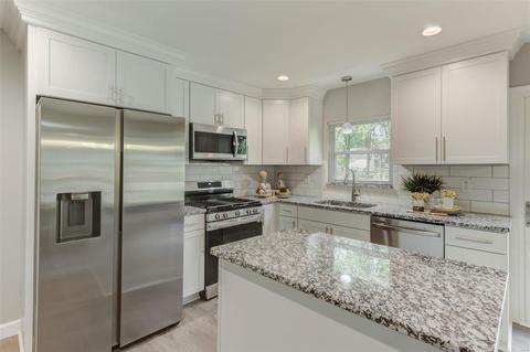 207 Bitterwood Dr, Ballwin, MO 63021 photo 5