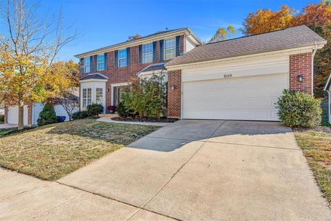608 Legends View Dr, Eureka, MO 63025 photo 1