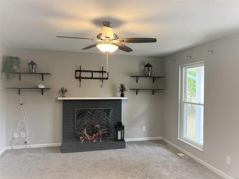 511 Ross Ln, Saint Charles, MO 63304 photo 4