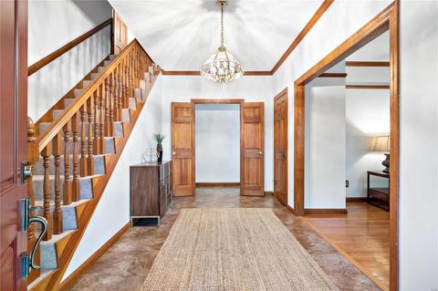 715 Rietzke Mtn, Ballwin, MO 63021 photo 4