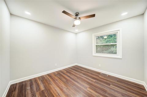 584 Spragues Mill Ct, Ballwin, MO 63011 photo 14