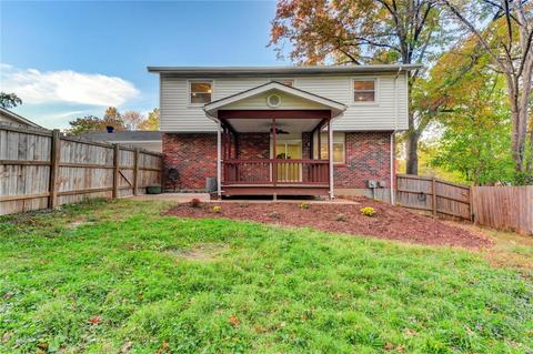 584 Spragues Mill Ct, Ballwin, MO 63011 photo 26