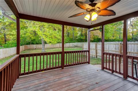 584 Spragues Mill Ct, Ballwin, MO 63011 photo 24
