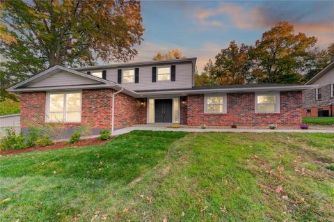 584 Spragues Mill Ct, Ballwin, MO 63011 photo 28