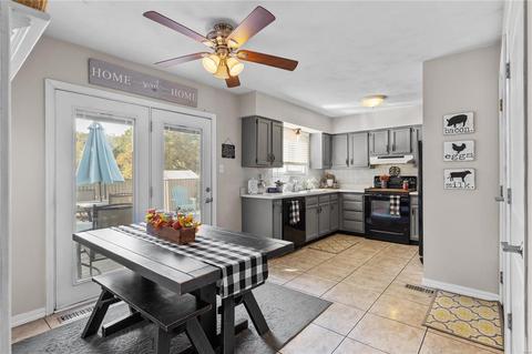 834 Spring Hill Farm Dr, Ballwin, MO 63021 photo 7