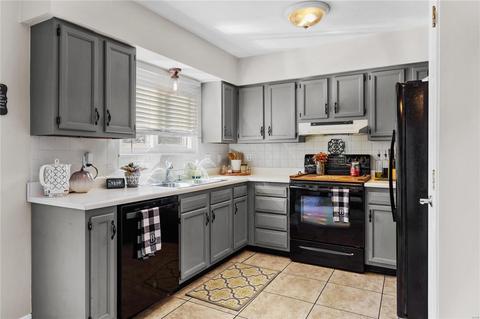 834 Spring Hill Farm Dr, Ballwin, MO 63021 photo 8