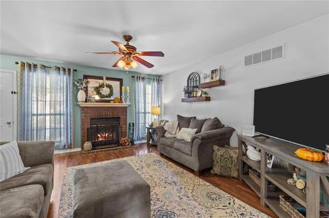 834 Spring Hill Farm Dr, Ballwin, MO 63021 photo 6