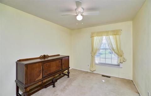 401 Sorrento Dr, Ballwin, MO 63021 photo 15