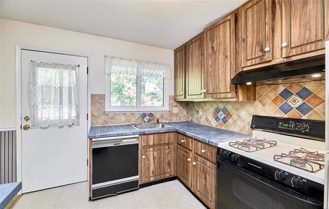 401 Sorrento Dr, Ballwin, MO 63021 photo 6