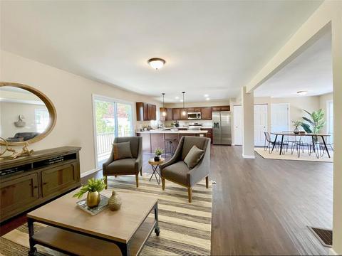 643 Henry Ave, Manchester, MO 63011 photo 9