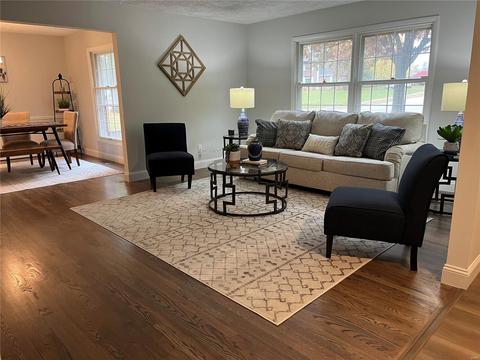 306 Hill Trail Dr, Ballwin, MO 63011 photo 3