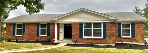 306 Hill Trail Dr, Ballwin, MO 63011 photo 1