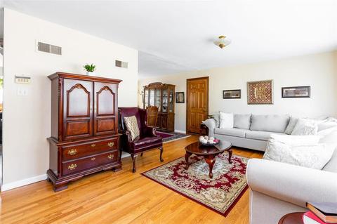 1214 Foxview Ter, Ballwin, MO 63011 photo 5