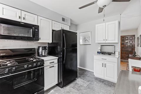 1214 Foxview Ter, Ballwin, MO 63011 photo 11