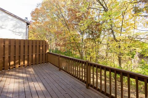714 Windy Ridge Dr, Ballwin, MO 63021 photo 4