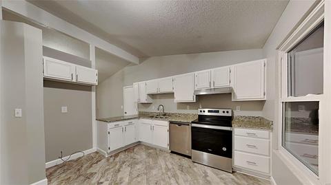 2415 Sundance Dr, O'fallon, MO 63368 photo 4