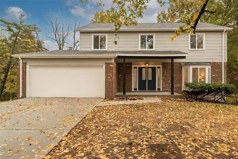 912 Totem Woods Ct, Manchester, MO 63021 photo 1