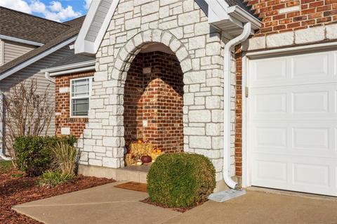 100 Sunset Villa Ct, O'fallon, MO 63366 photo 4