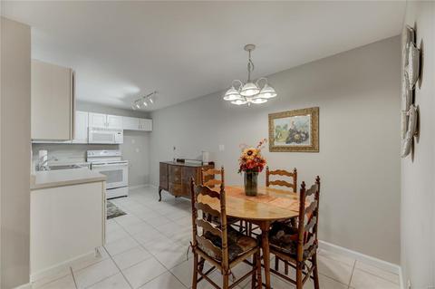 1308 Holgate Dr #G4, Ballwin, MO 63021 photo 6