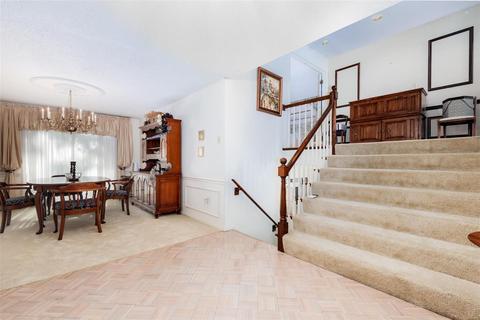 476 Sunstone Dr, Ballwin, MO 63011 photo 5