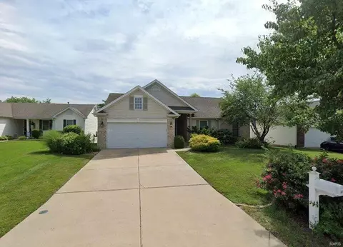 67 Homefield Manors Ct, O'fallon, MO 63366