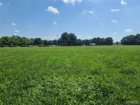 103 Grove Ests, Sikeston, MO 63801