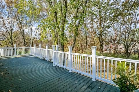 74 Mallard Pointe Dr, O'fallon, MO 63368 photo 2