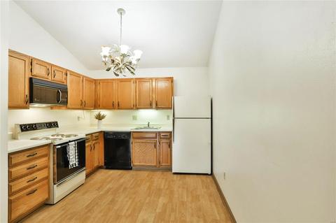733 Ridgeside Dr #K, Ballwin, MO 63021 photo 6