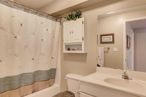 909 Kingsridge Ct, Wildwood, MO 63021 photo 21