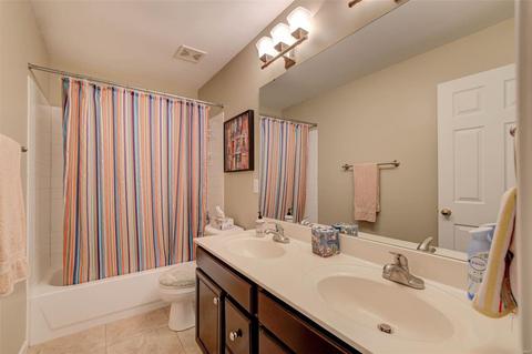 909 Kingsridge Ct, Wildwood, MO 63021 photo 19