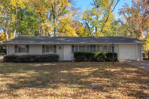 310 Spring Meadows Dr, Manchester, MO 63011 photo 1