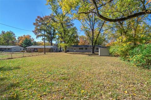 310 Spring Meadows Dr, Manchester, MO 63011 photo 22