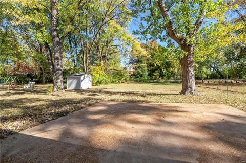 310 Spring Meadows Dr, Manchester, MO 63011 photo 17