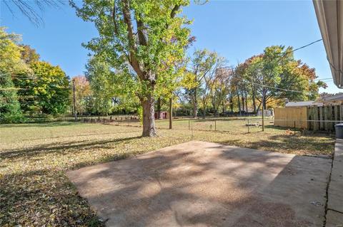 310 Spring Meadows Dr, Manchester, MO 63011 photo 18