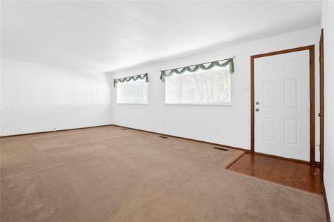310 Spring Meadows Dr, Manchester, MO 63011 photo 6