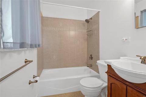 310 Spring Meadows Dr, Manchester, MO 63011 photo 9