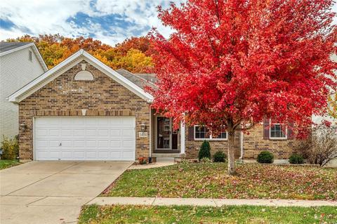 1404 Red Oak Plantation Dr, Ballwin, MO 63021 photo 1