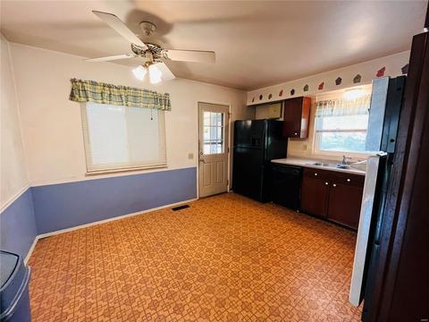 13017 Ambois Dr, Saint Louis, MO 63141 photo 9