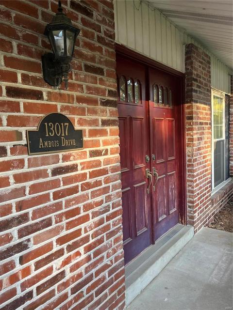 13017 Ambois Dr, Saint Louis, MO 63141 photo 5