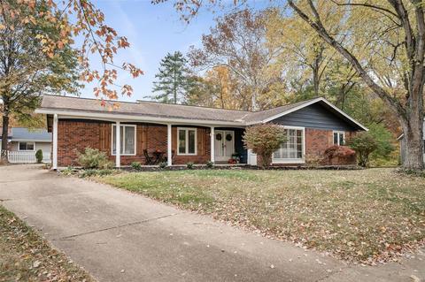 824 Windsor Gardens Ct, Manchester, MO 63021 photo 2