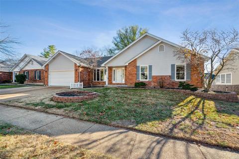 866 Ivy Trce, Ballwin, MO 63021 photo 3