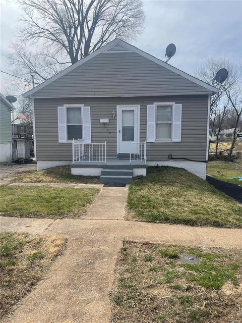 2420 Switzer Ave, Saint Louis, MO 63136 | 23 Photos | MLS #22070694 ...