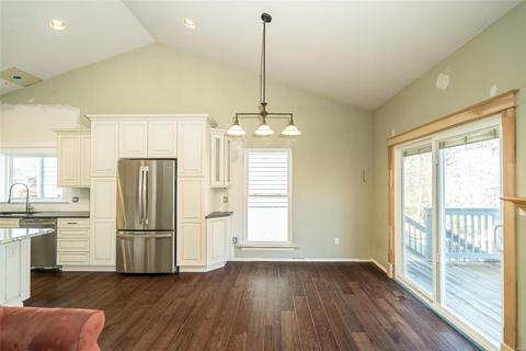 17424 Hilltop Ridge Dr, Eureka, MO 63025 photo 8