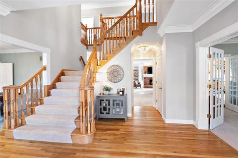 9 Kingspointe Ct, Chesterfield, MO 63005 photo 4