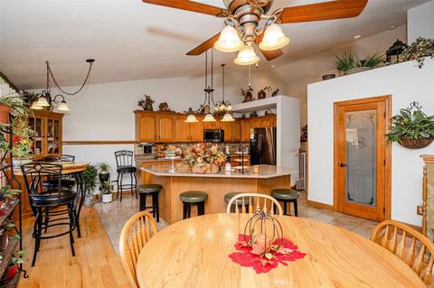 221 Belmonte Cir, O'fallon, MO 63368 photo 10