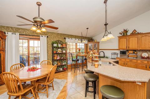 221 Belmonte Cir, O'fallon, MO 63368 photo 8