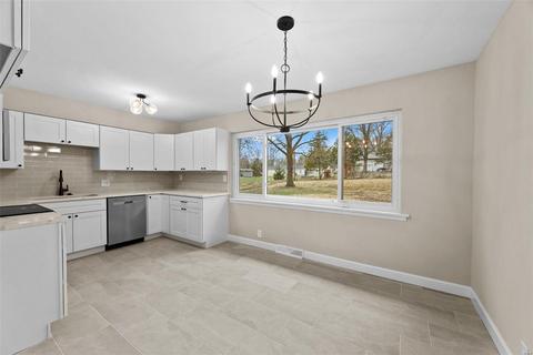 24 E Meadow Ln, Ellisville, MO 63021 photo 8