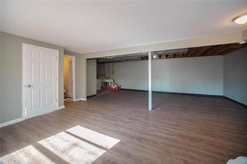 2558 Hackman Dr, Saint Louis, MO 63136 photo 11