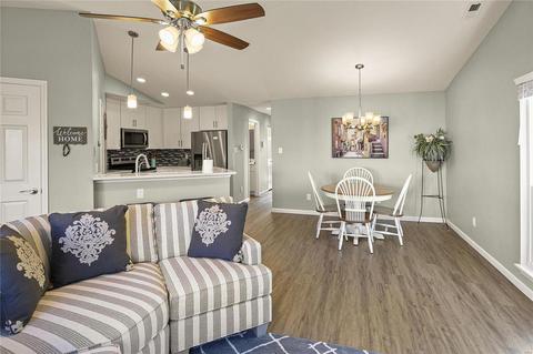 1329 Crossings Ct #D, Ballwin, MO 63021 photo 9